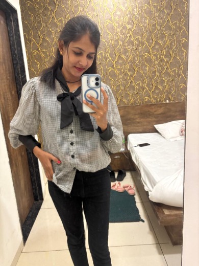 high profile Call Girls in Shangri-La Hotel